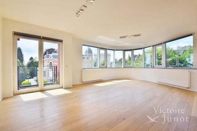 Appartement à vendre à Woluwe-Saint-Pierre – 1/10