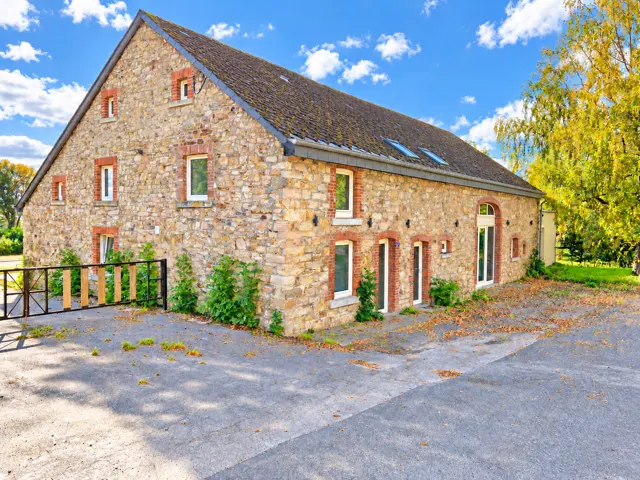 House for sale in Erneuville