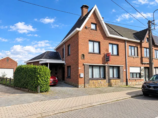 House for sale in Brakel – 1/10