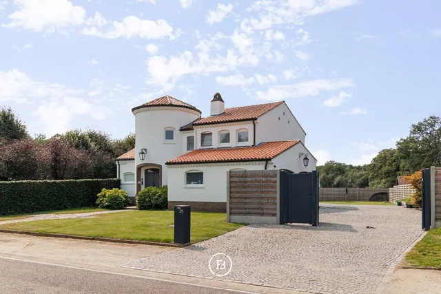 Villa te koop in Heusden-Zolder – 1/10