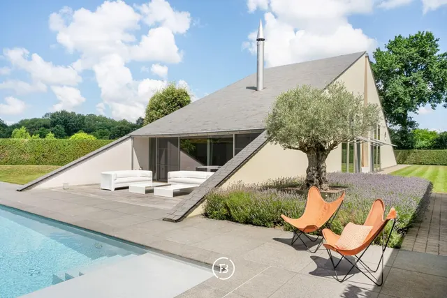 Villa à vendre à Izegem – 1/10