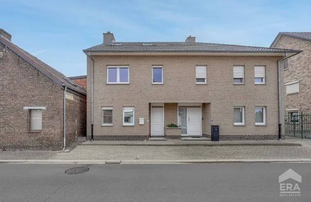 Huis te koop in Maasmechelen – 1/10