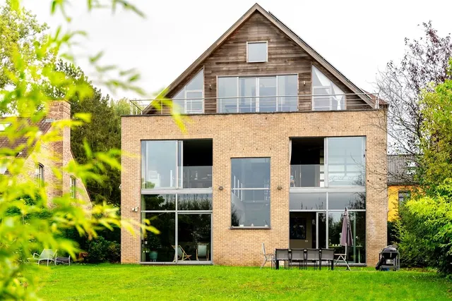 Villa te koop in Beersel – 1/10