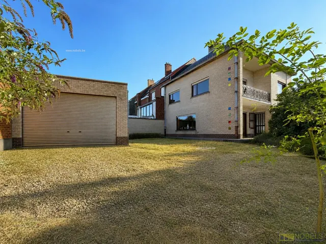 House for sale in Ronse – 1/10