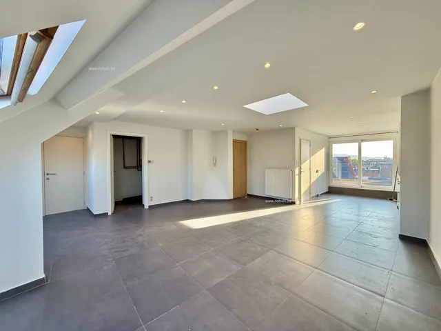 Appartement te huur in Ronse – 1/10