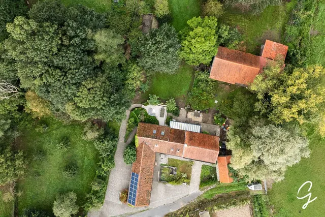 Hoeve te koop in Sint-Lievens-Houtem – 1/10