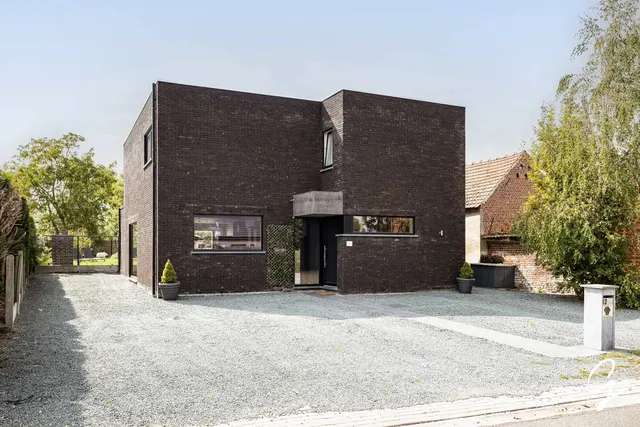 Huis te koop in Lebbeke – 1/10