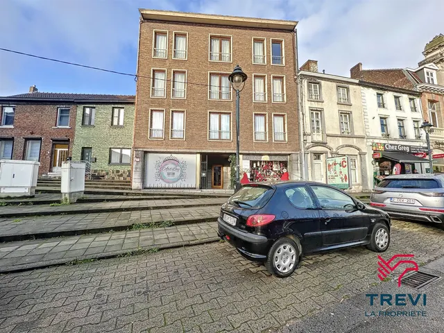 Appartement à vendre à Charleroi – 1/9