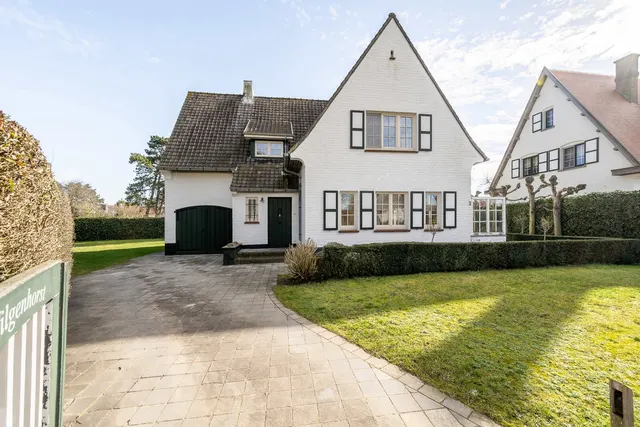 huis for sale in Knokke-Zoute – 1/10