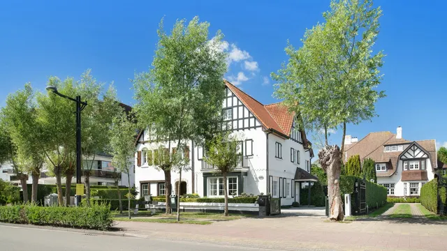 huis for sale in Knokke-Zoute – 1/10
