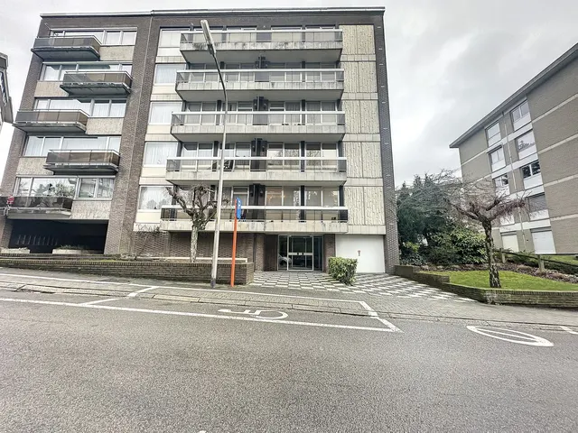 Appartement te huur in Dilbeek – 1/10