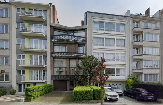 Maison à vendre à Ixelles – 1/10