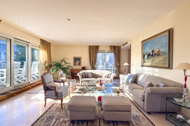Appartement à vendre à Ixelles – 1/10