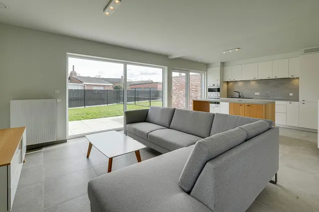 Huis for sale in Ooigem – 1/10