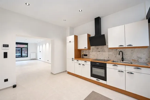 Appartement te huur in Liège – 1/10