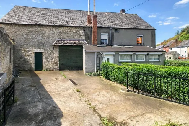 Maison à vendre à Nismes – 1/4