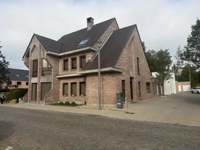 Appartement à louer à Zele – 1/3