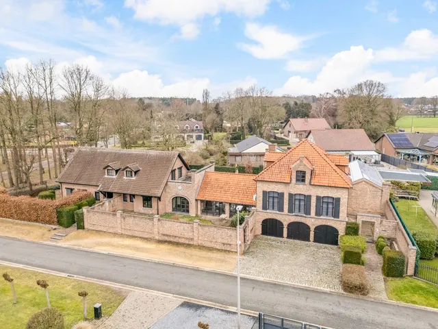 Villa te koop in Koersel – 1/10
