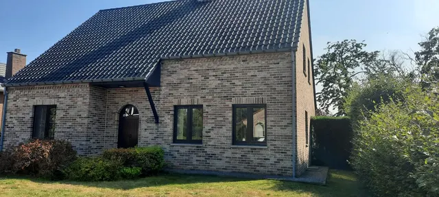 Huis te huur in Neeroeteren – 1/10