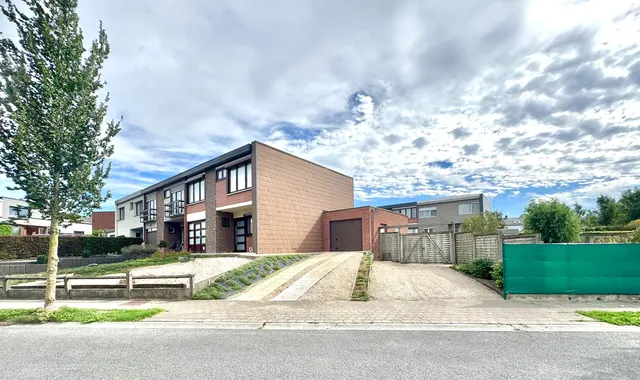 Huis à vendre à Deerlijk – 1/10