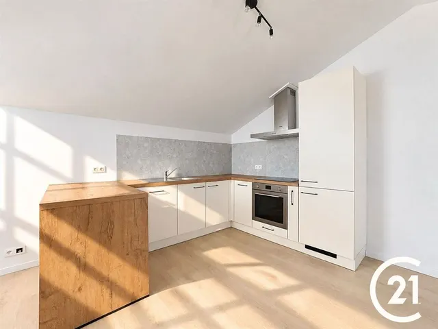 Appartement te huur in Gembloux – 1/7