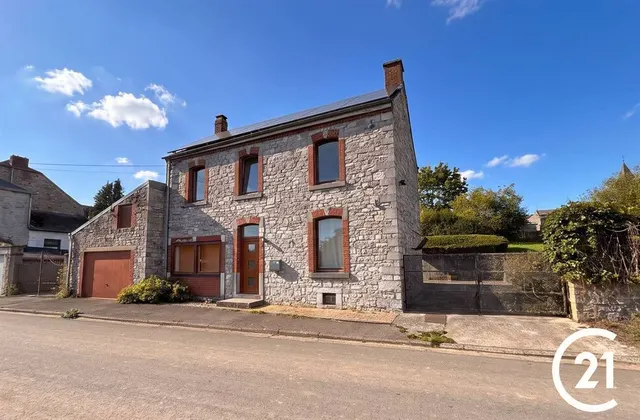 Maison à vendre à Anthée – 1/10
