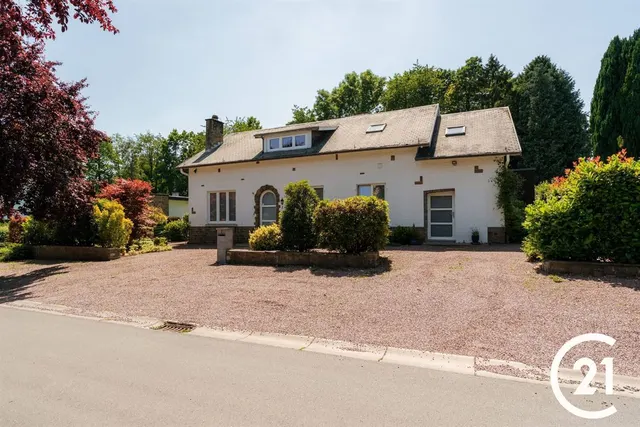 Villa te koop in Namur – 1/10