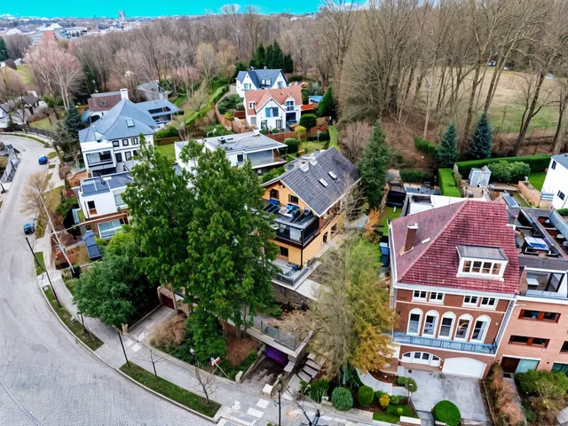 Huis te koop in Woluwe-Saint-Pierre – 1/10