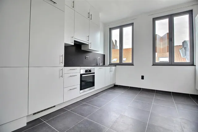 Appartement à louer à Ixelles – 1/9