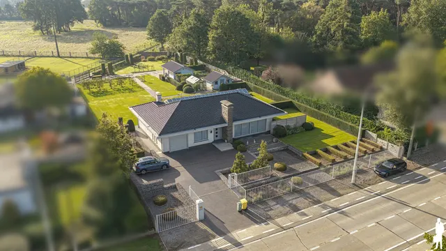 Huis te koop in Herenthout – 1/10