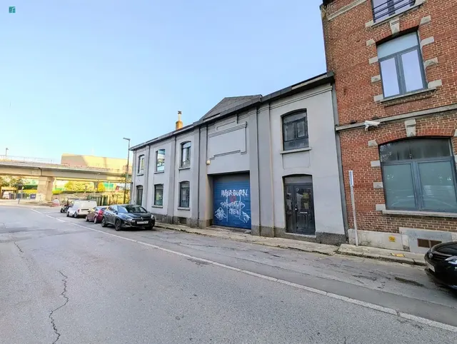 Maison à vendre à Charleroi – 1/10