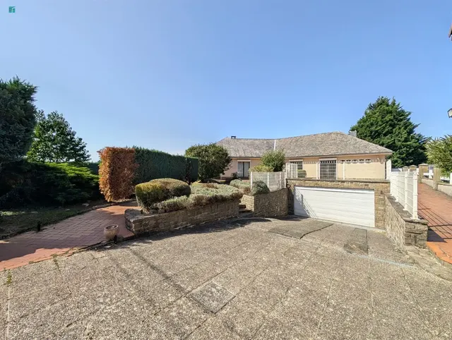 Huis te koop in Saint-Amand – 1/10