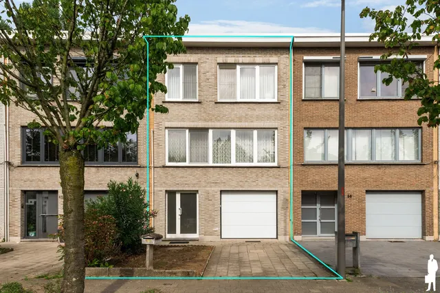 Huis te koop in Merksem – 1/10
