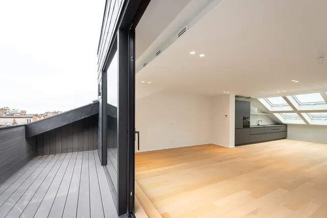 Penthouse te koop in Saint-Josse-ten-Noode – 1/10