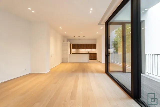 Appartement te koop in Saint-Josse-ten-Noode – 1/10