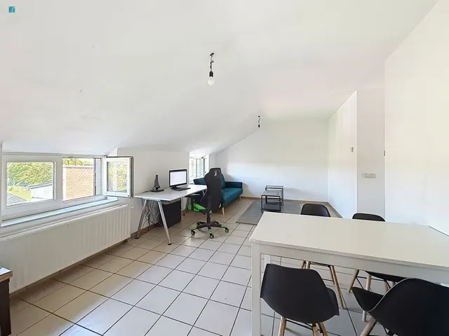 Appartement à vendre à Roselies – 1/5