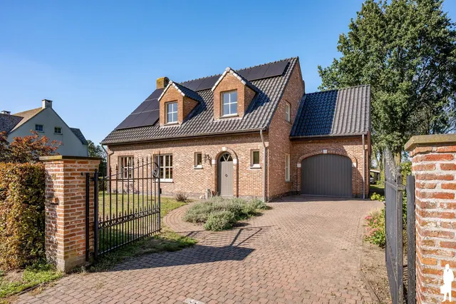 Huis te koop in Kalmthout – 1/10
