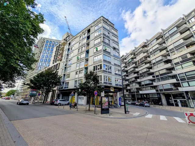 Appartement à vendre à Charleroi – 1/8
