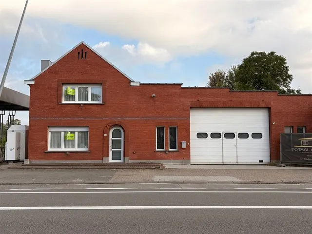 Huis à louer à Buggenhout – 1/10