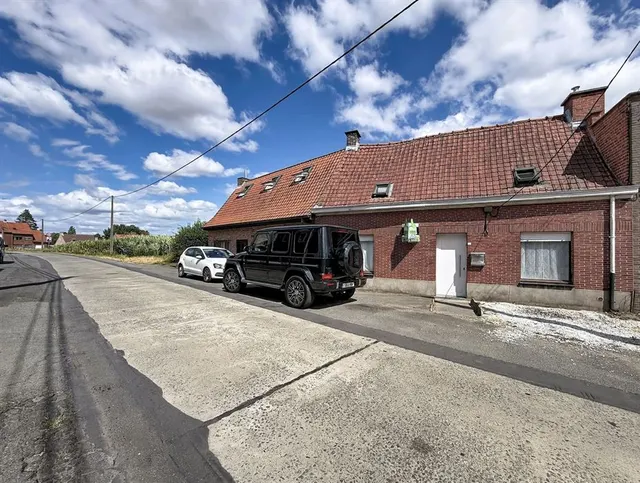 Huis te koop in Rollegem – 1/10