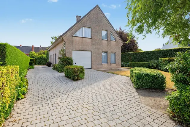 Huis te koop in Sint-Gillis-Waas – 1/10