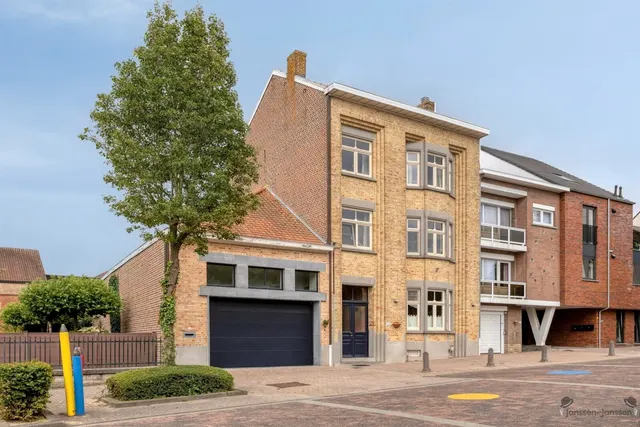 Herenhuis te koop in Borgloon – 1/10