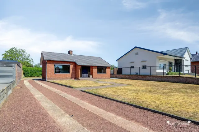 Huis te koop in Oudsbergen – 1/10
