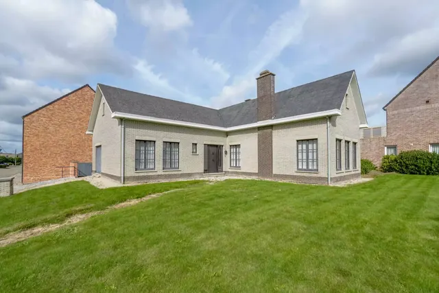 Maison à vendre à Nieuwerkerken – 1/10