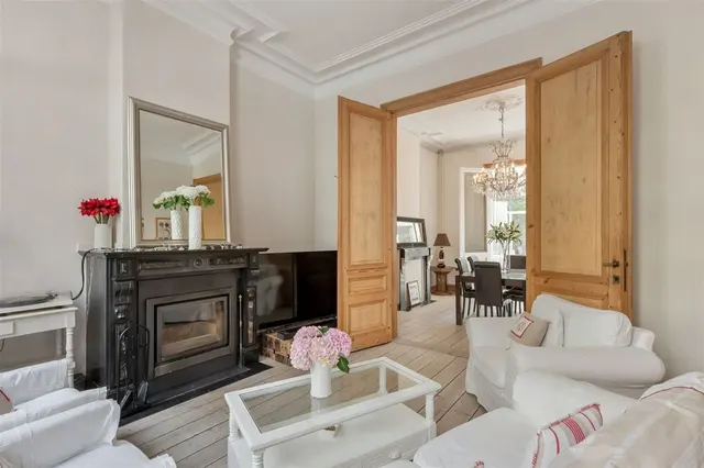 Herenhuis te koop in Antwerpen – 1/10