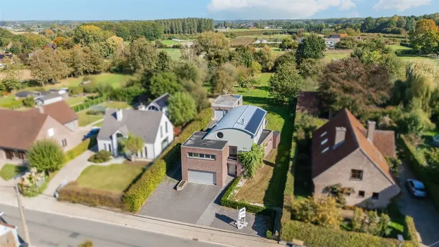 Huis te koop in Baardegem – 1/10