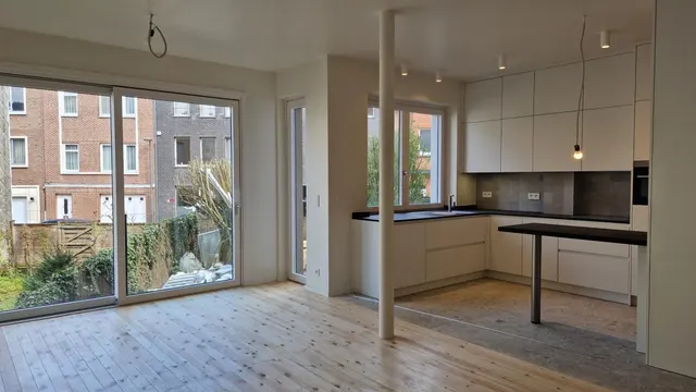 Appartement te huur in Woluwe-Saint-Pierre – 1/7