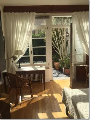 Rez-de-chaussée te huur in Woluwe-Saint-Pierre – 1/7