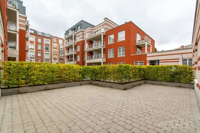 Rez-de-chaussée te huur in Etterbeek – 1/7