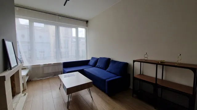 Appartement te huur in Etterbeek – 1/6